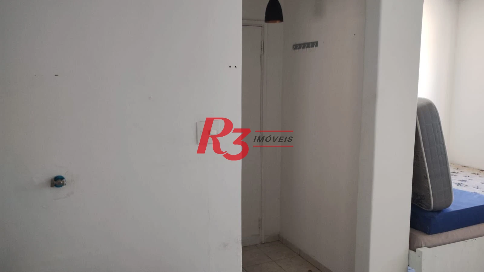 Apartamento com 3 dormitórios à venda, 107 m² por R$ 410.000,00 - Centro - São Vicente/SP