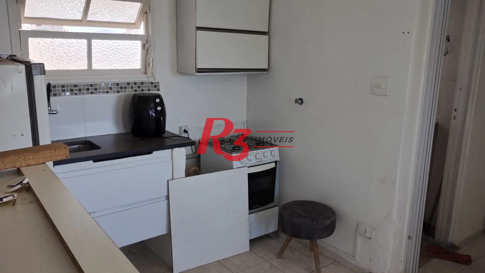Apartamento com 3 dormitórios à venda, 107 m² por R$ 410.000,00 - Centro - São Vicente/SP