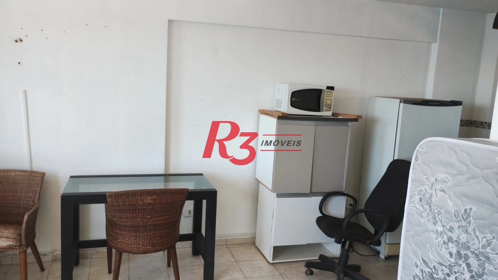 Apartamento com 3 dormitórios à venda, 107 m² por R$ 410.000,00 - Centro - São Vicente/SP