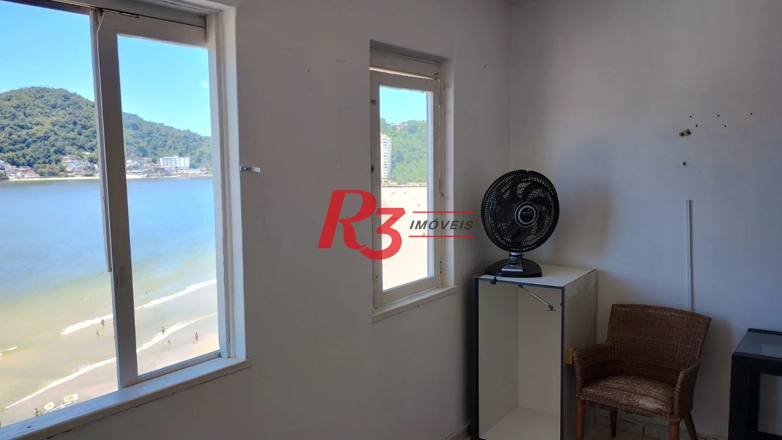 Apartamento com 3 dormitórios à venda, 107 m² por R$ 410.000,00 - Centro - São Vicente/SP