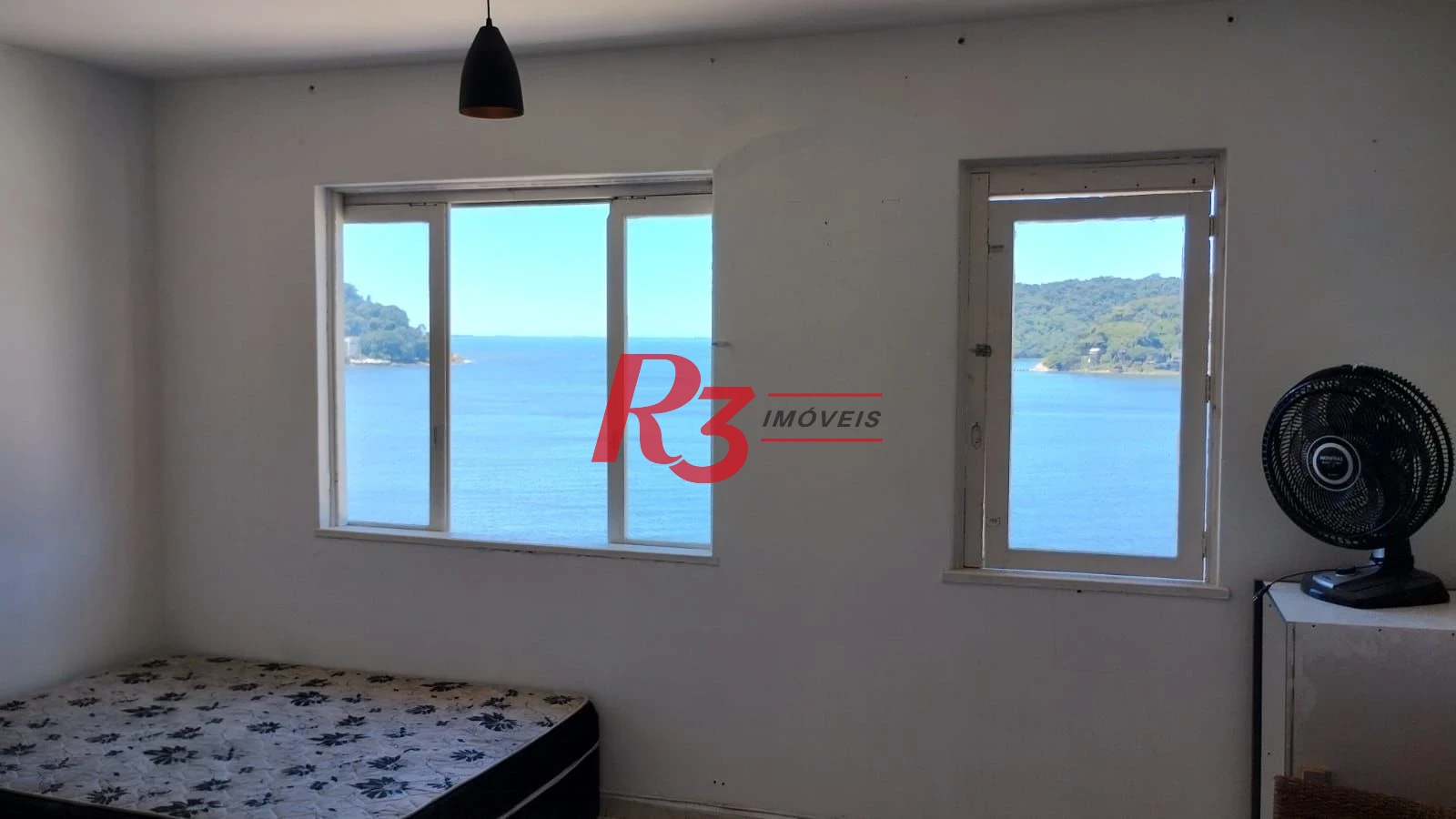 Apartamento com 3 dormitórios à venda, 107 m² por R$ 410.000,00 - Centro - São Vicente/SP