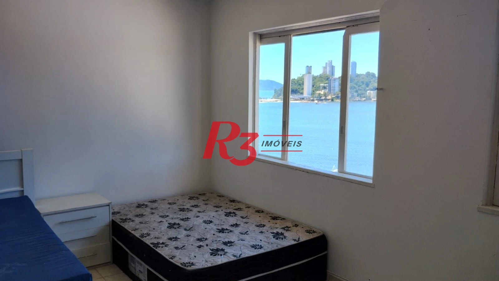 Apartamento com 3 dormitórios à venda, 107 m² por R$ 410.000,00 - Centro - São Vicente/SP