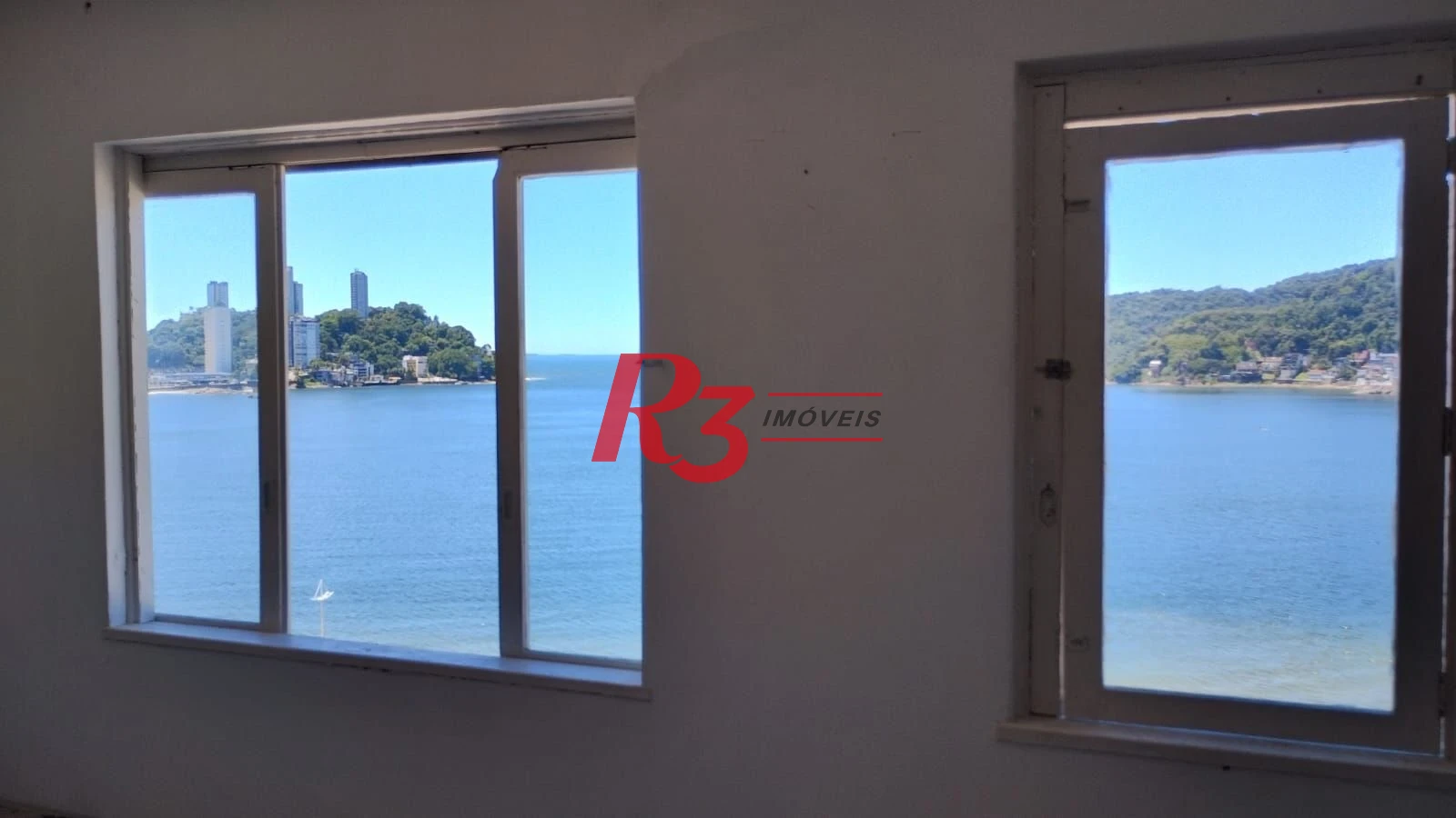 Apartamento com 3 dormitórios à venda, 107 m² por R$ 410.000,00 - Centro - São Vicente/SP