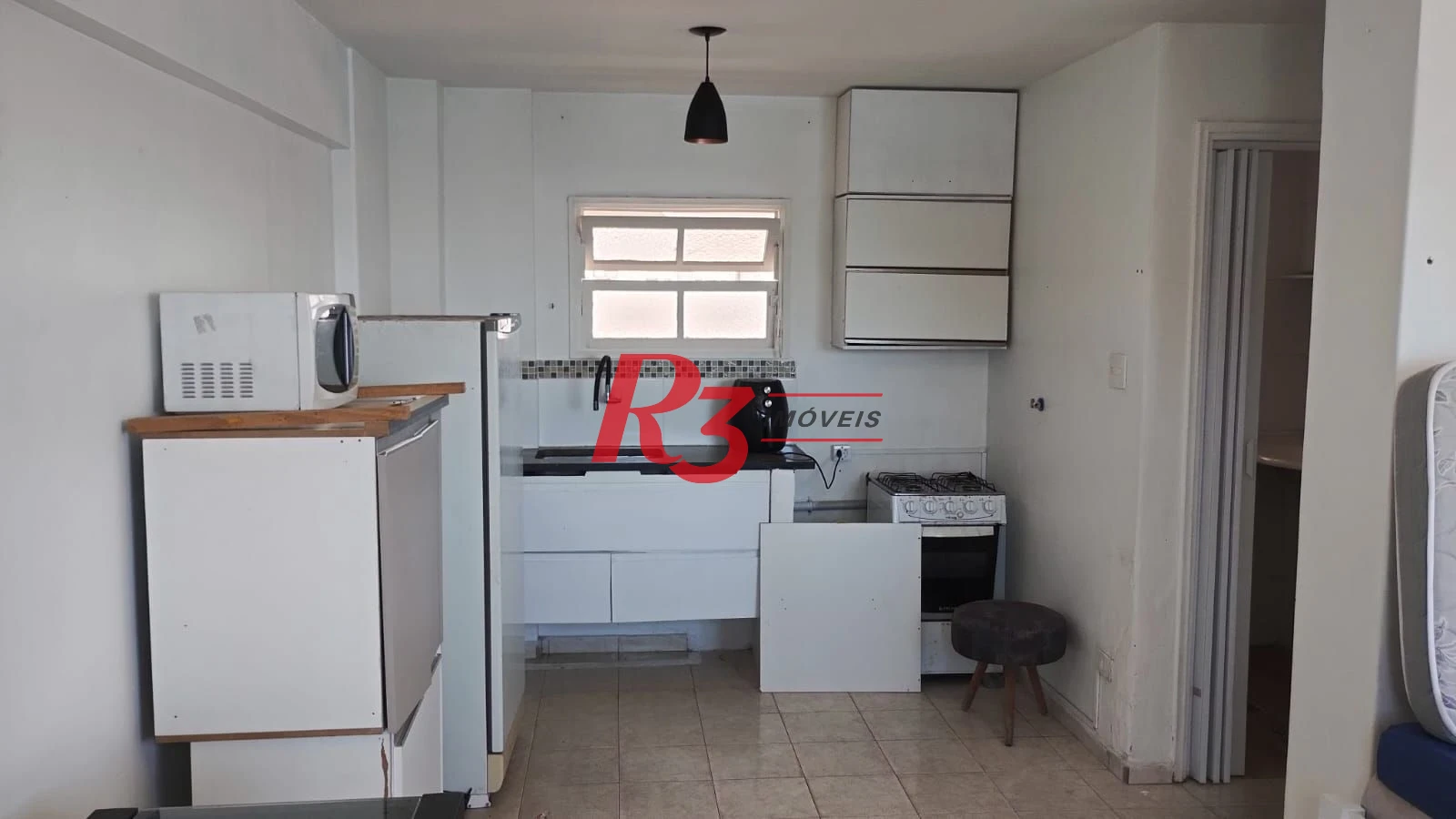 Apartamento com 3 dormitórios à venda, 107 m² por R$ 410.000,00 - Centro - São Vicente/SP