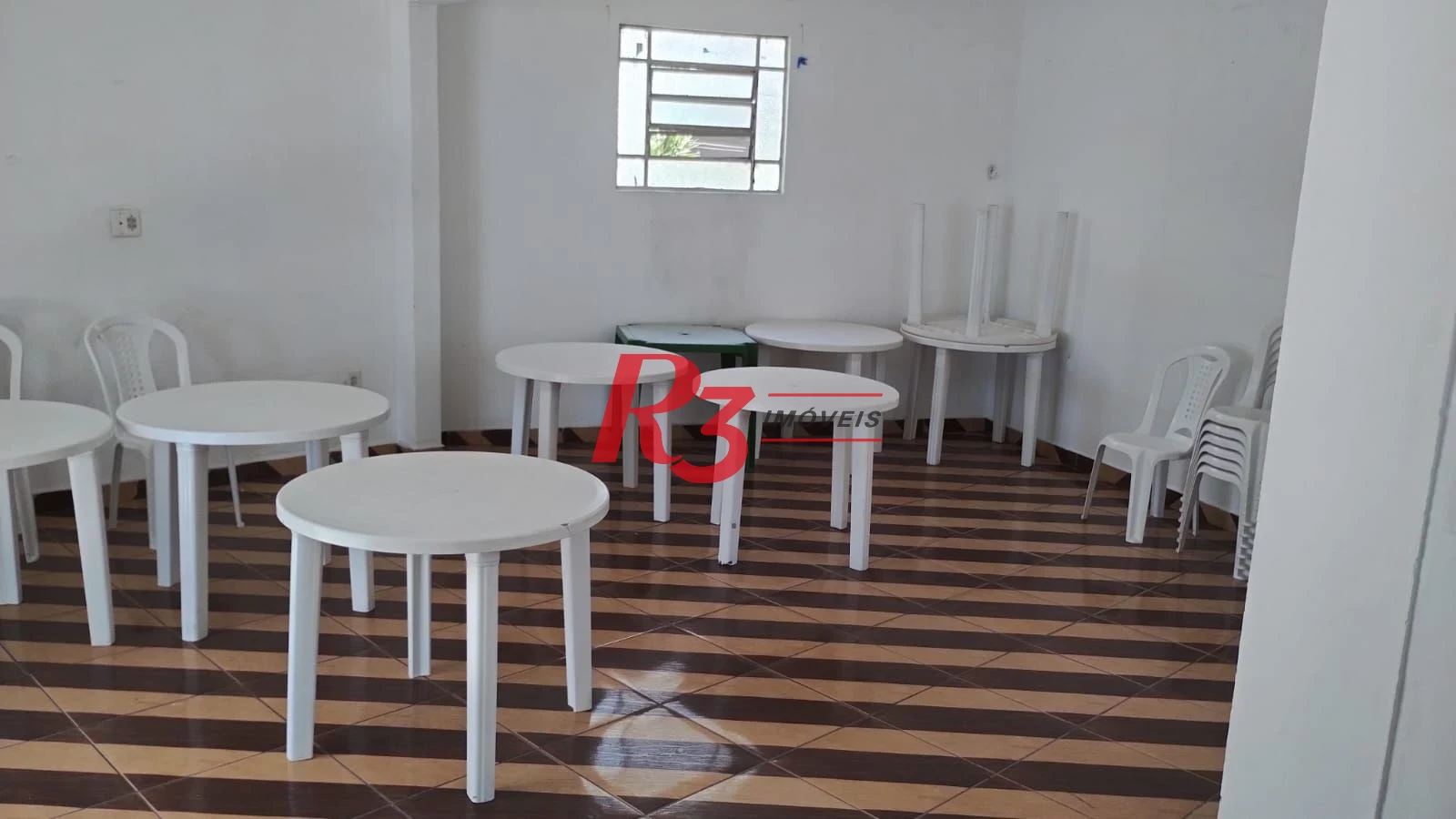 Apartamento com 3 dormitórios à venda, 107 m² por R$ 410.000,00 - Centro - São Vicente/SP