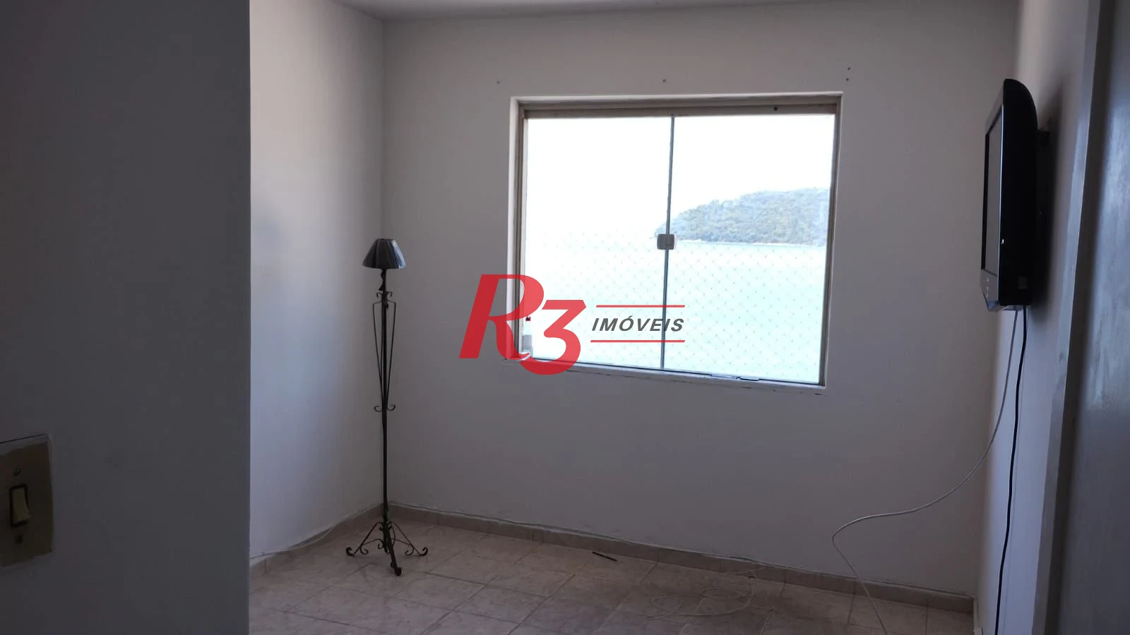 Apartamento com 3 dormitórios à venda, 107 m² por R$ 410.000,00 - Centro - São Vicente/SP