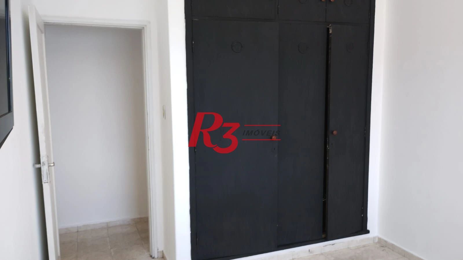 Apartamento com 3 dormitórios à venda, 107 m² por R$ 410.000,00 - Centro - São Vicente/SP