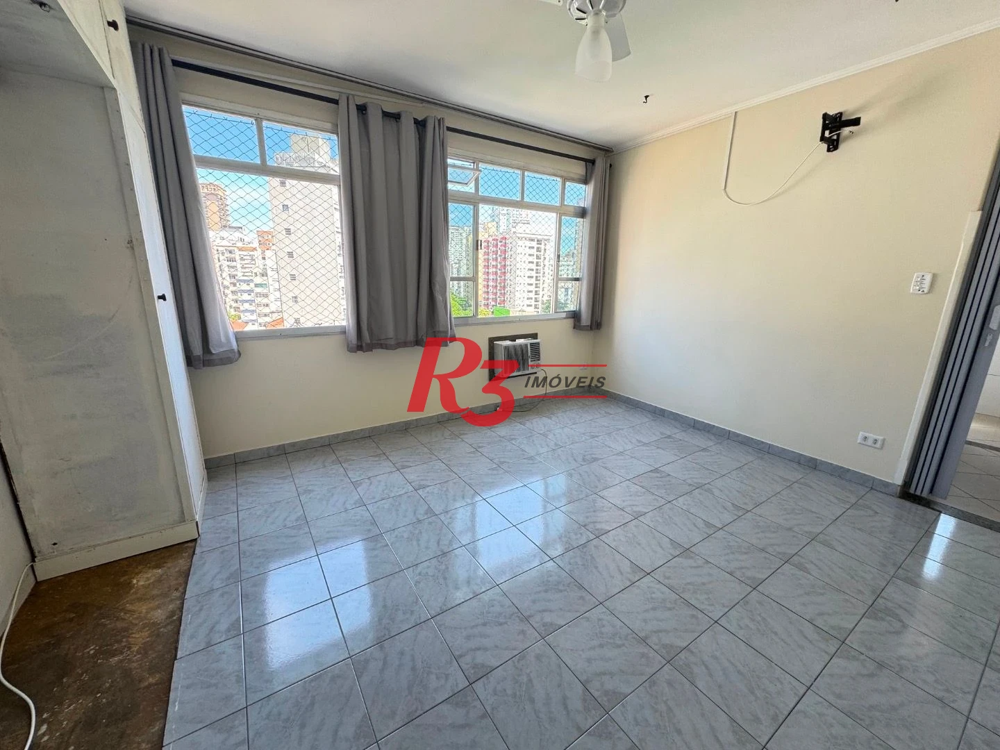 Studio à venda, 40 m² por R$ 325.000,00 - Ponta da Praia - Santos/SP