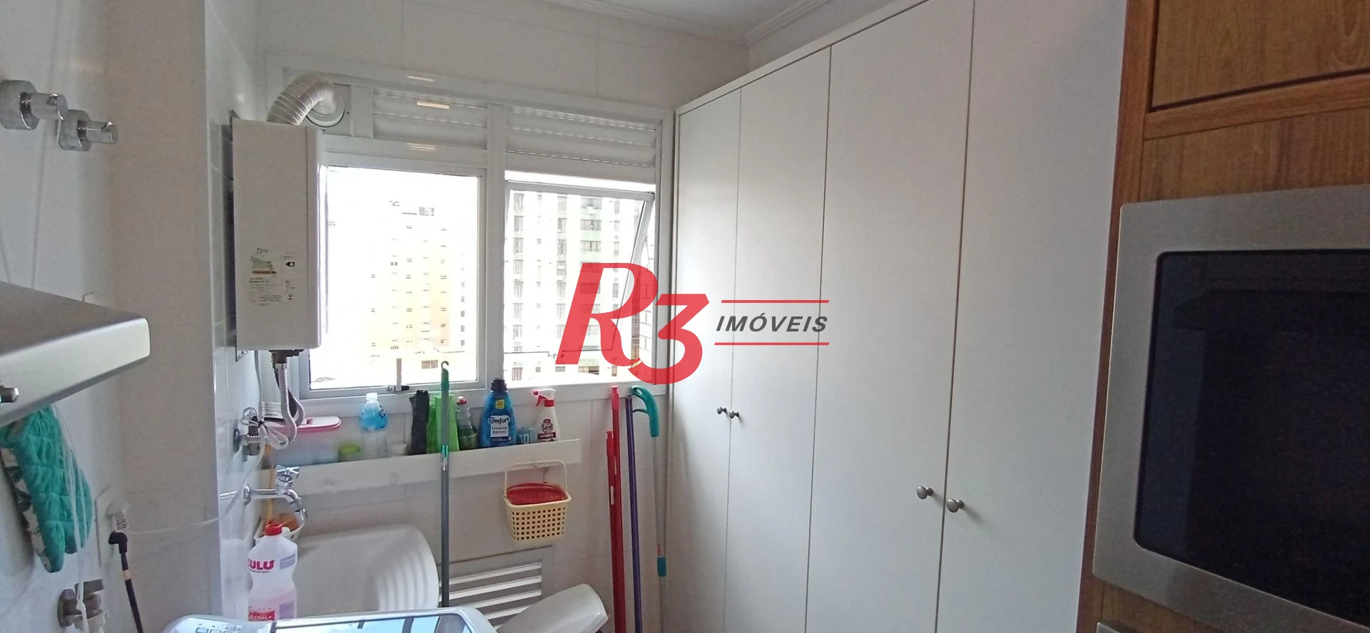 Apartamento com 2 dormitórios à venda, 69 m² por R$ 960.000,00 - Boqueirão - Santos/SP
