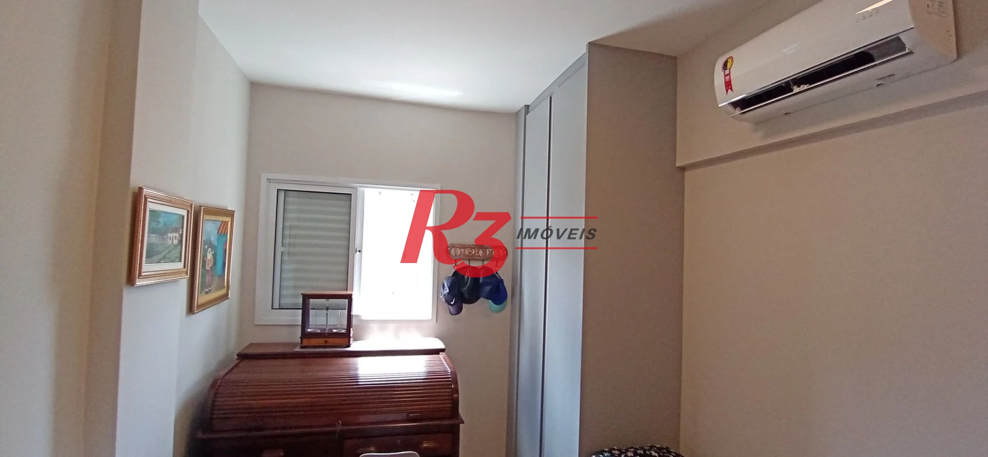 Apartamento com 2 dormitórios à venda, 69 m² por R$ 960.000,00 - Boqueirão - Santos/SP