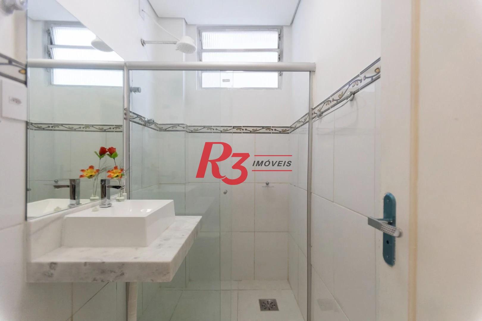 Apartamento com 2 dormitórios à venda, 55 m² por R$ 455.800,00 - Boqueirão - Santos/SP