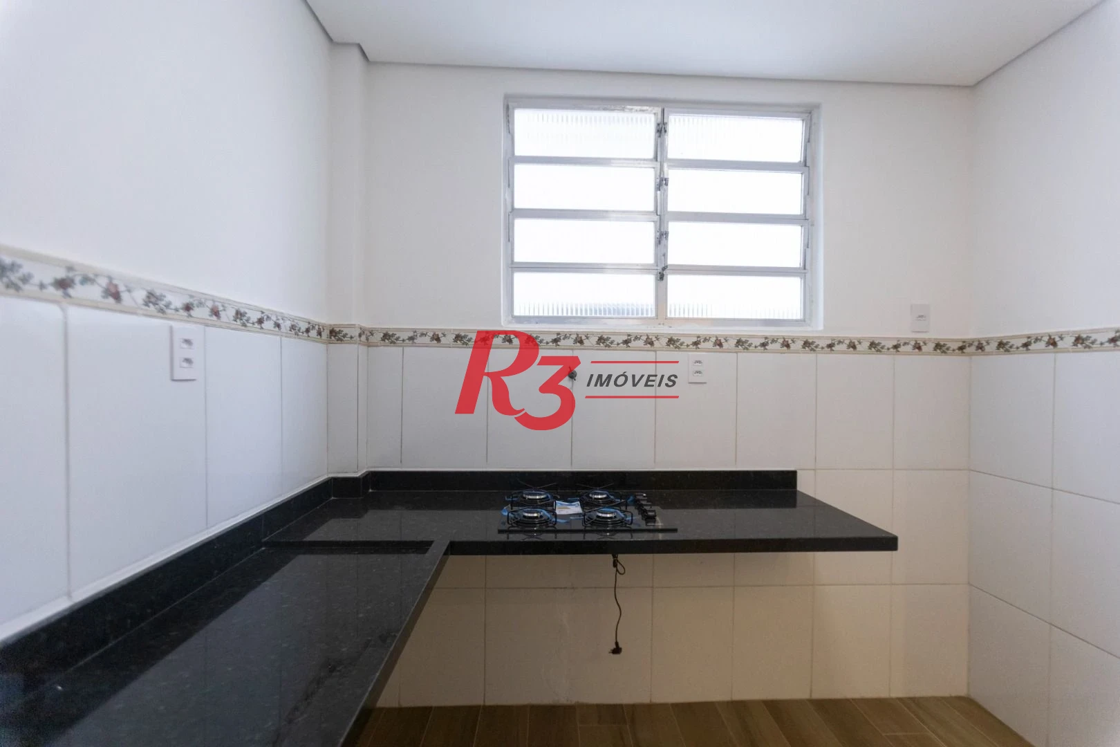 Apartamento com 2 dormitórios à venda, 55 m² por R$ 455.800,00 - Boqueirão - Santos/SP