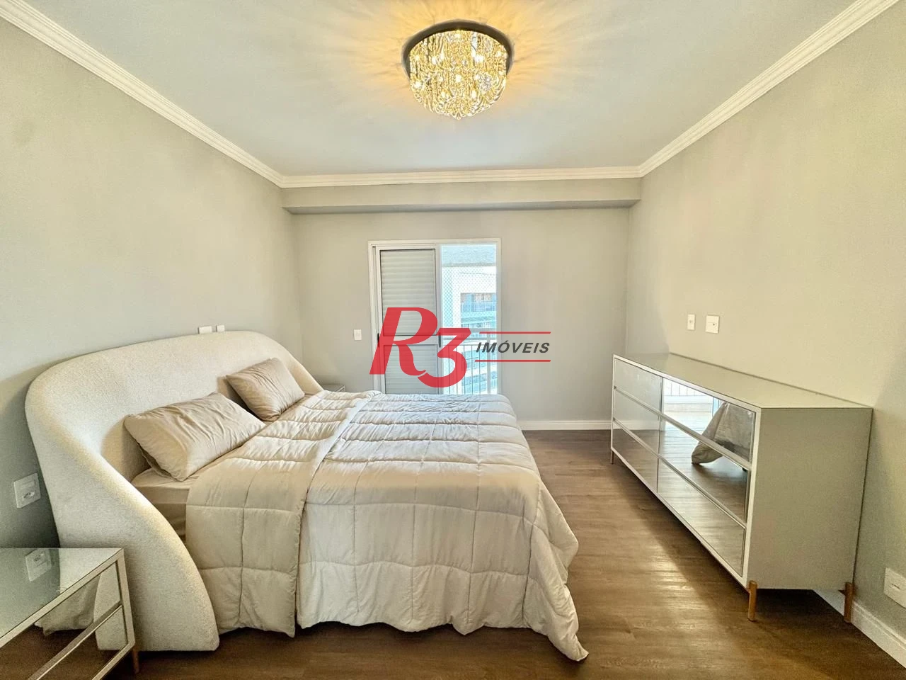 Cobertura com 5 dormitórios à venda, 265 m² por R$ 3.299.000,00 - Gonzaga - Santos/SP
