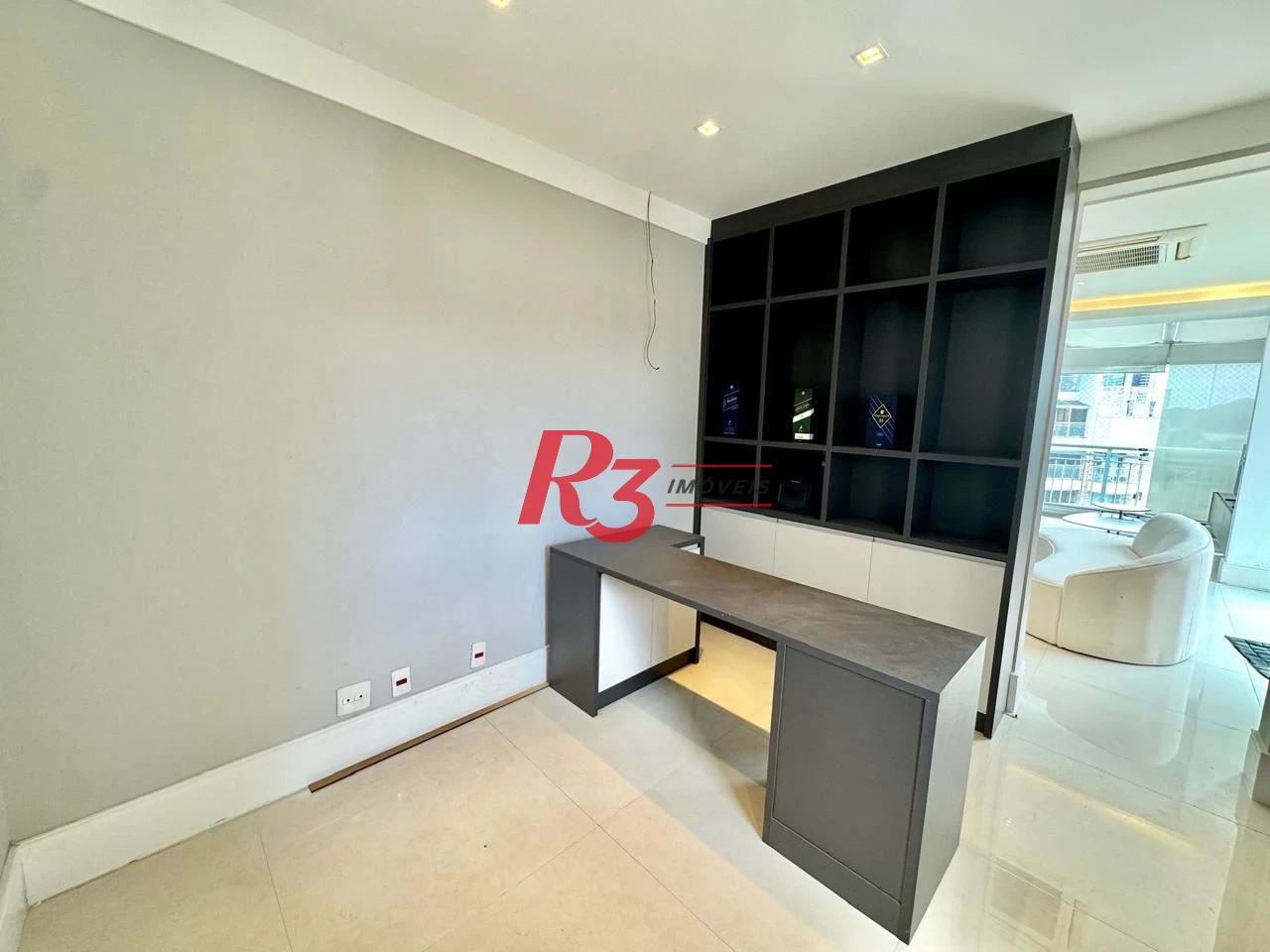Cobertura com 5 dormitórios à venda, 265 m² por R$ 3.299.000,00 - Gonzaga - Santos/SP