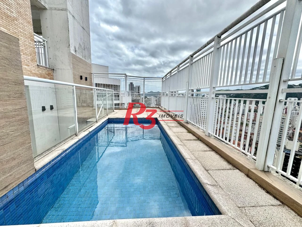 Cobertura com 5 dormitórios à venda, 265 m² por R$ 3.299.000,00 - Gonzaga - Santos/SP