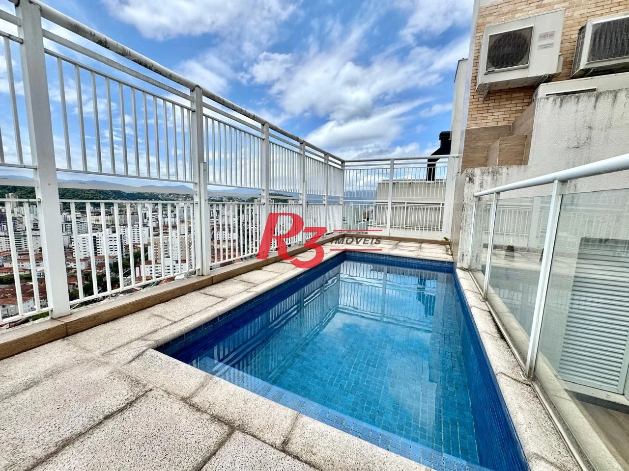 Cobertura com 5 dormitórios à venda, 265 m² por R$ 3.299.000,00 - Gonzaga - Santos/SP