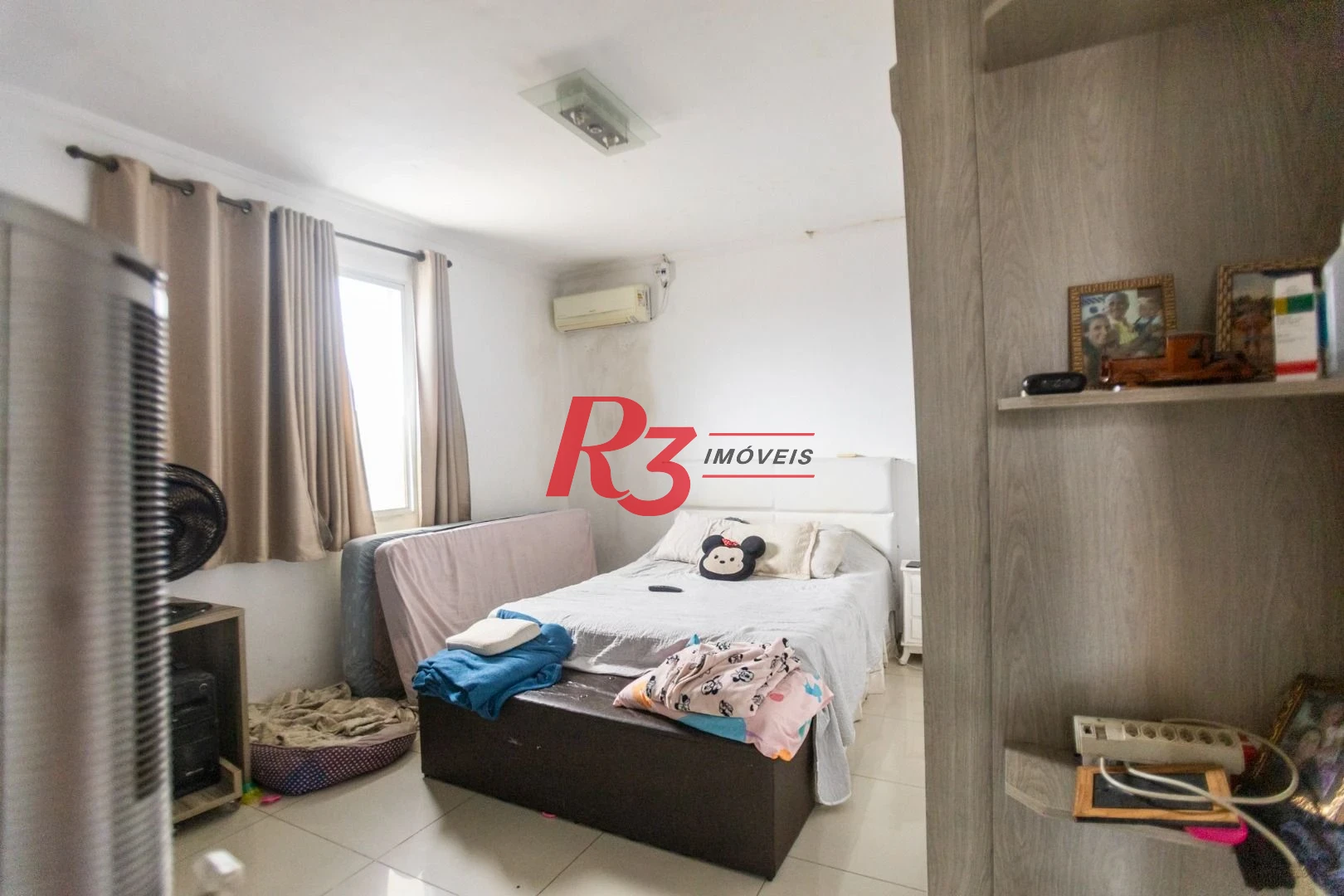 Casa com 2 dormitórios à venda, 110 m² por R$ 330.000,00 - Estuário - Santos/SP
