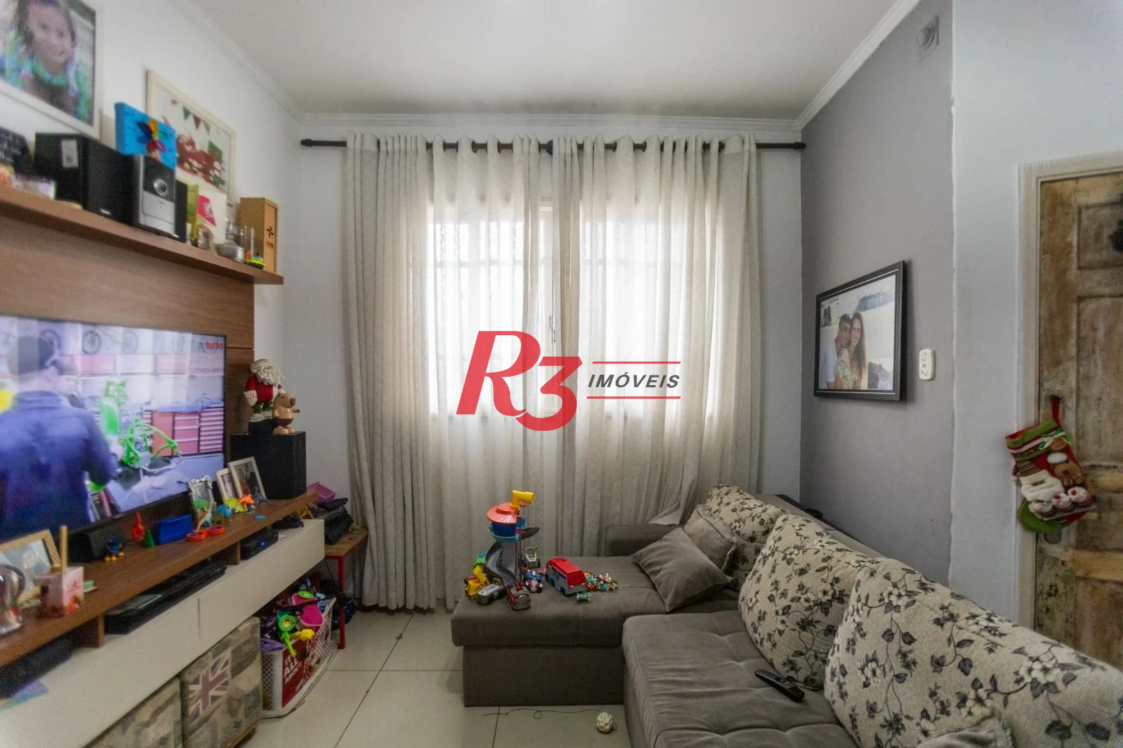 Casa com 2 dormitórios à venda, 110 m² por R$ 330.000,00 - Estuário - Santos/SP