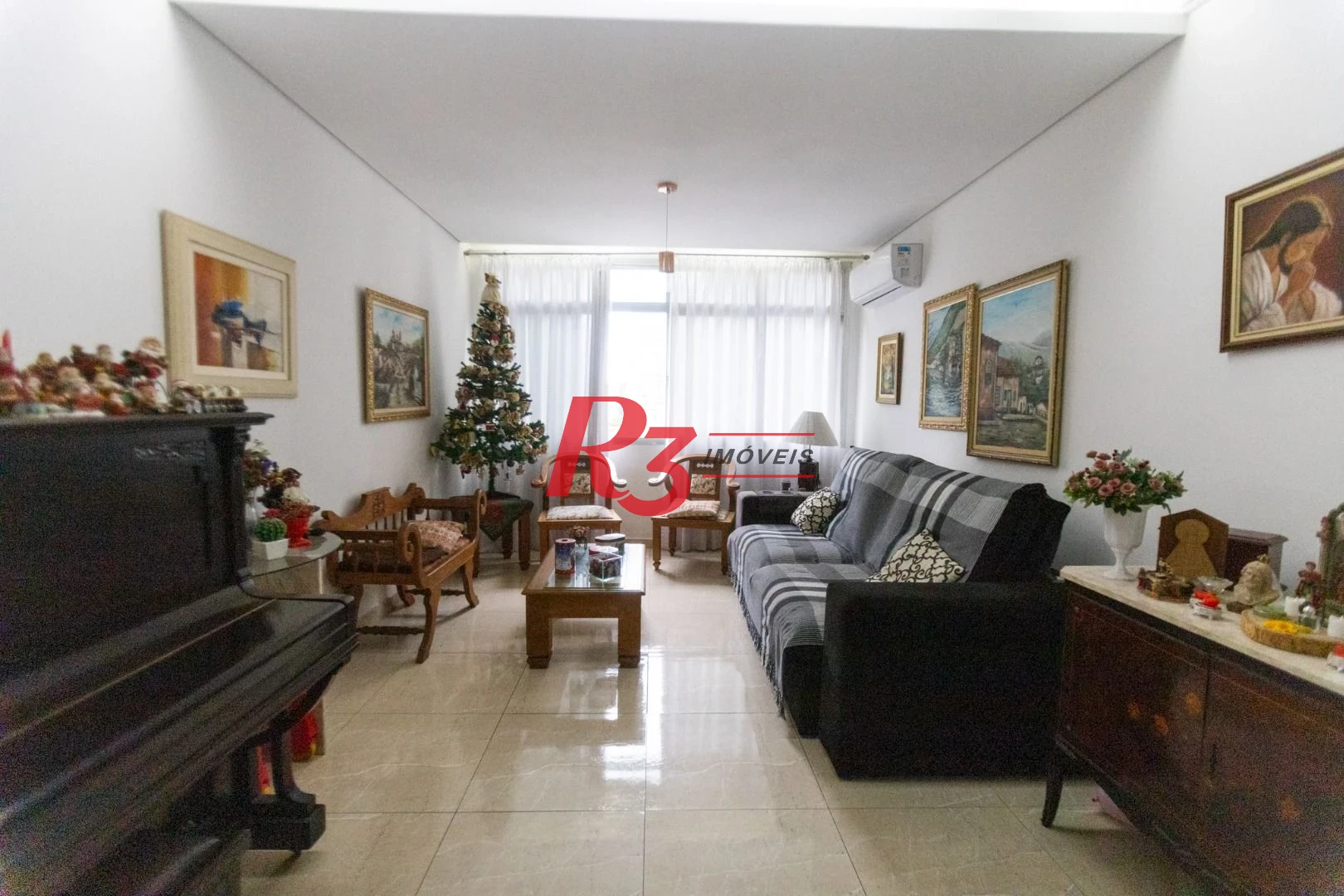 Apartamento com 3 dormitórios à venda, 153 m² por R$ 890.000,00 - Gonzaga - Santos/SP