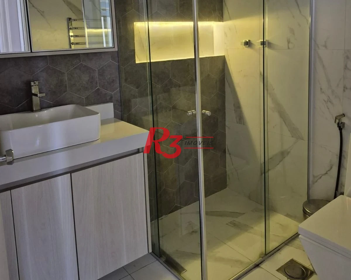 Flat à venda, 70 m² por R$ 690.000,00 - Gonzaga - Santos/SP