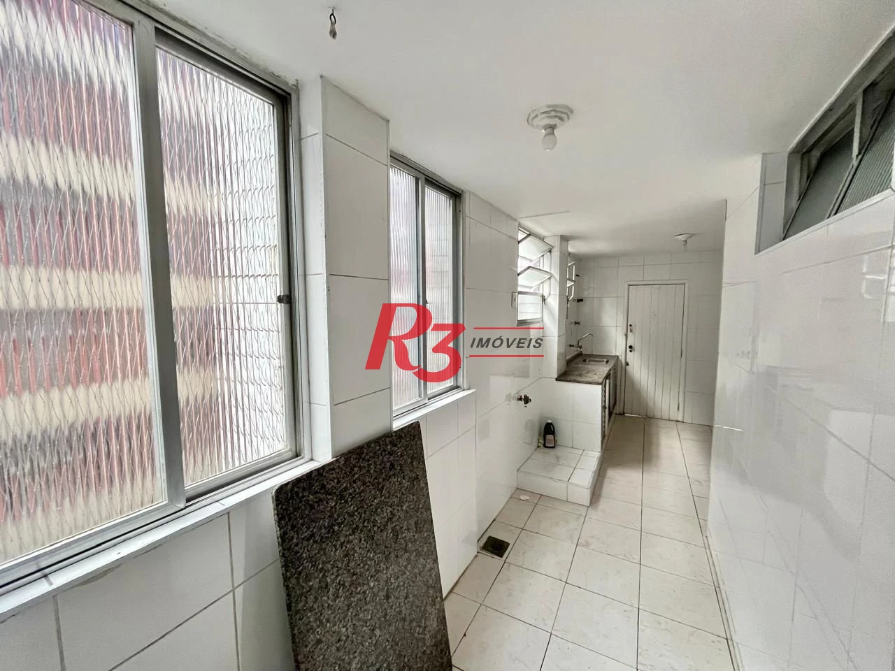 Apartamento à venda, 90 m² por R$ 698.000,00 - Embaré - Santos/SP