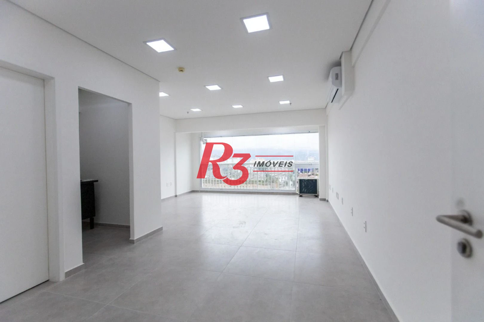 Sala à venda, 42 m² por R$ 370.000,00 - Vila Matias - Santos/SP