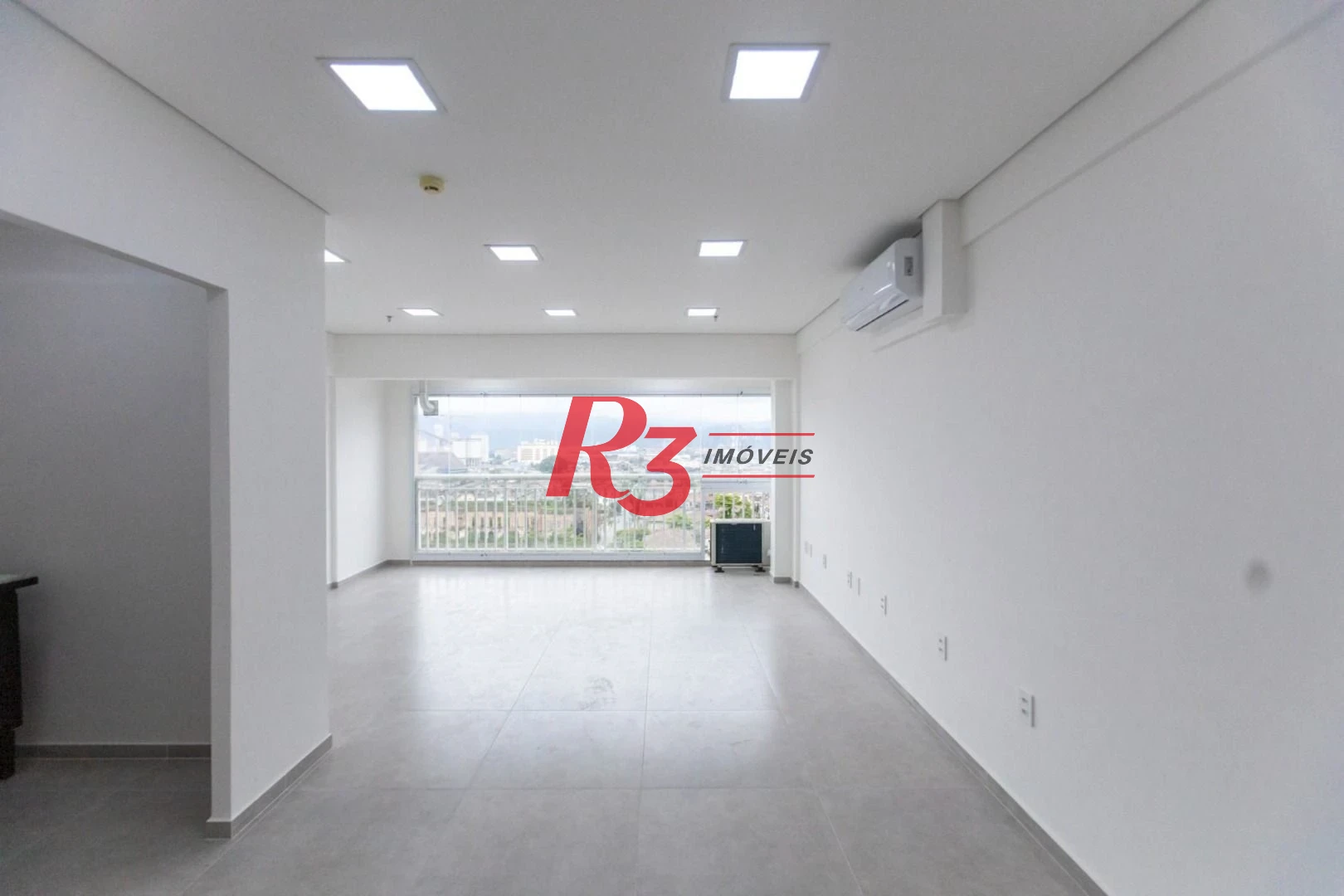 Sala à venda, 42 m² por R$ 370.000,00 - Vila Matias - Santos/SP