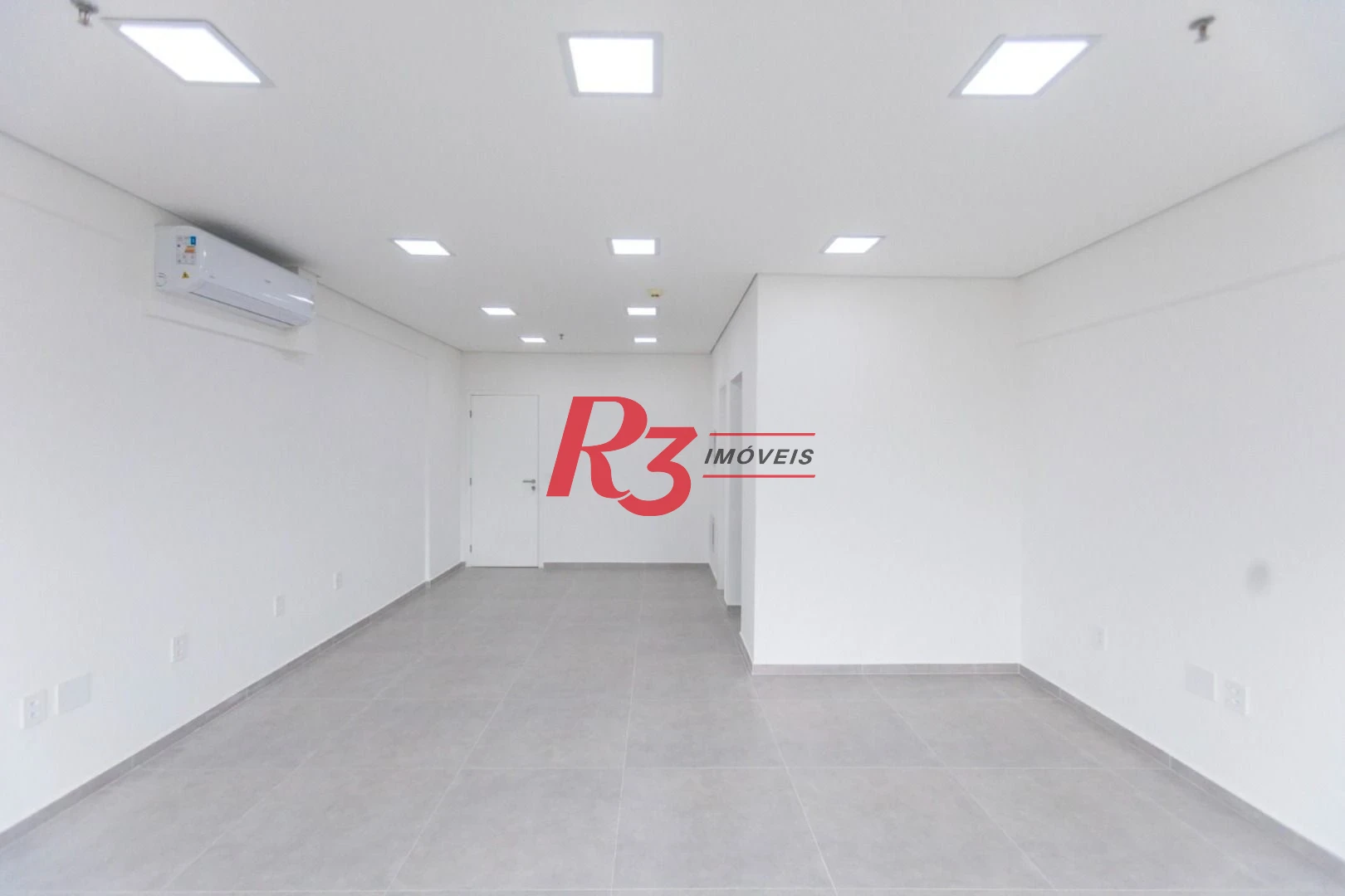 Sala à venda, 42 m² por R$ 370.000,00 - Vila Matias - Santos/SP