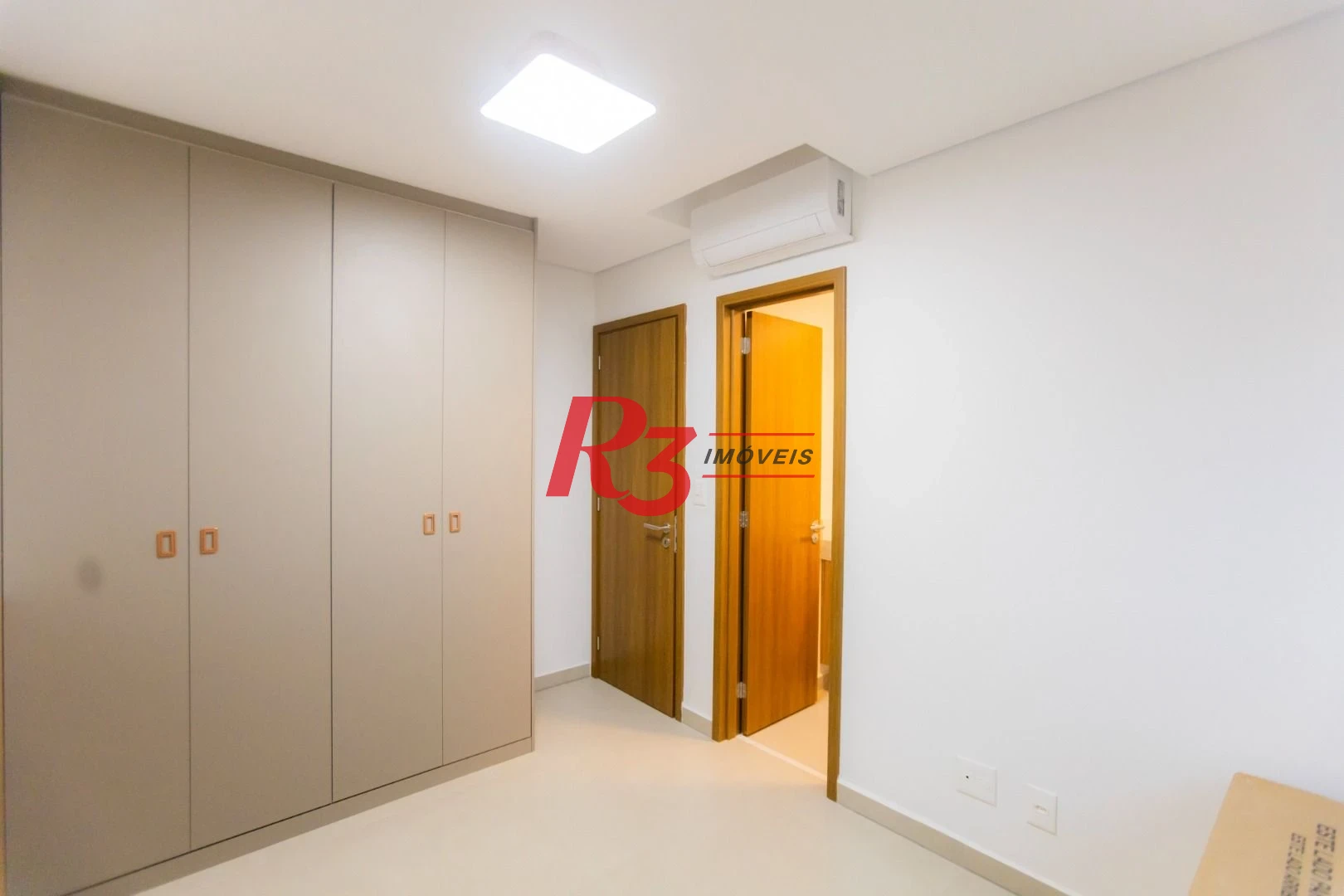 Apartamento para alugar, 81 m² por R$ 8.000,00/mês - Boqueirão - Santos/SP