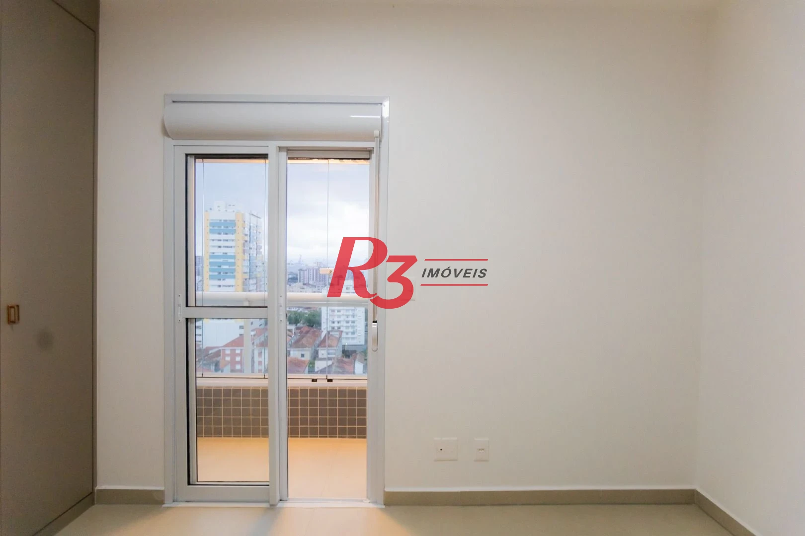 Apartamento para alugar, 81 m² por R$ 8.000,00/mês - Boqueirão - Santos/SP