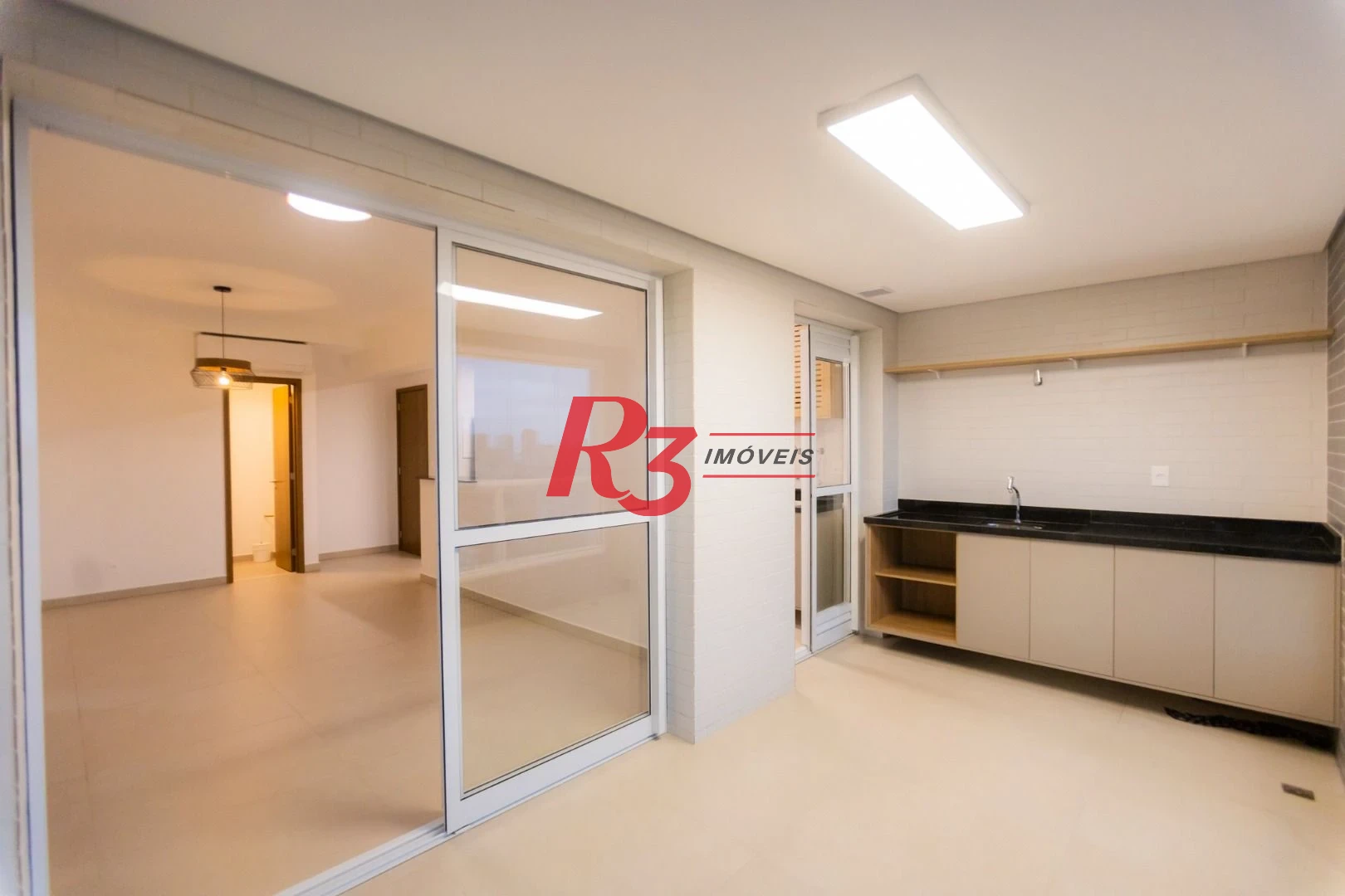 Apartamento para alugar, 81 m² por R$ 8.000,00/mês - Boqueirão - Santos/SP