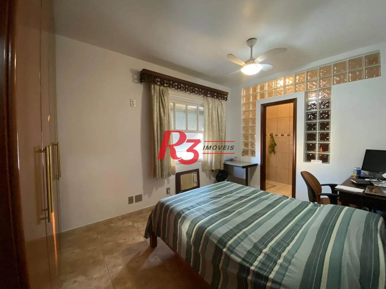 Apartamento com 3 dormitórios à venda, 175 m² por R$ 1.179.990,00 - Gonzaga - Santos/SP