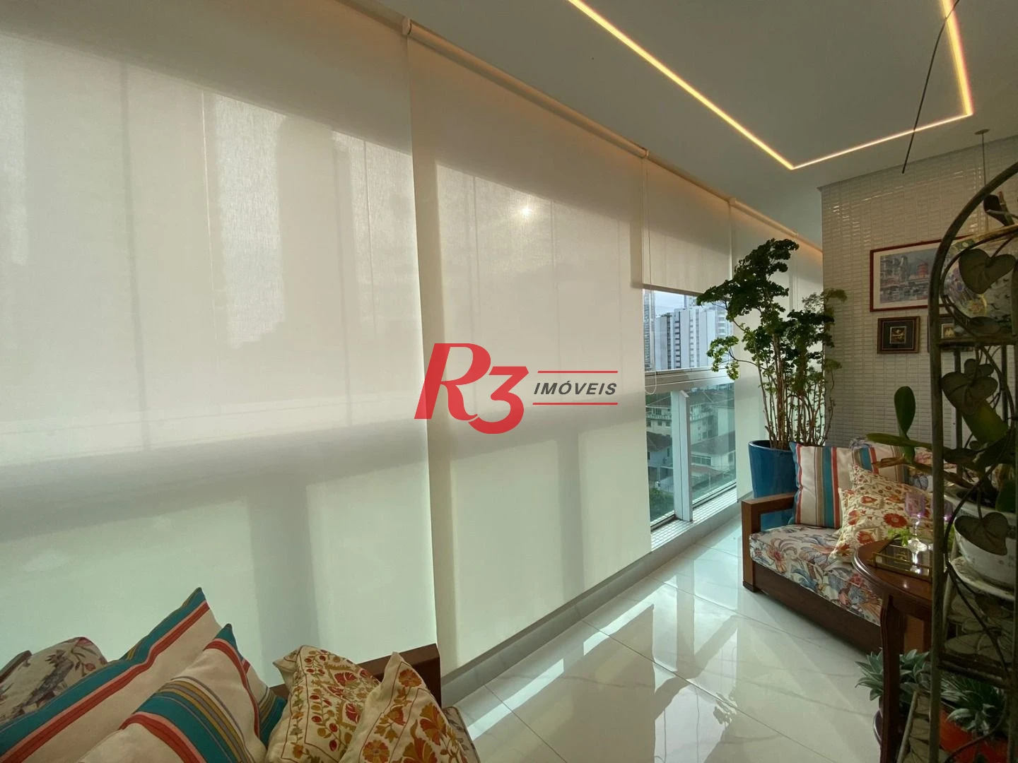 Apartamento com 3 dormitórios à venda, 191 m² por R$ 3.849.990,00 - Embaré - Santos/SP