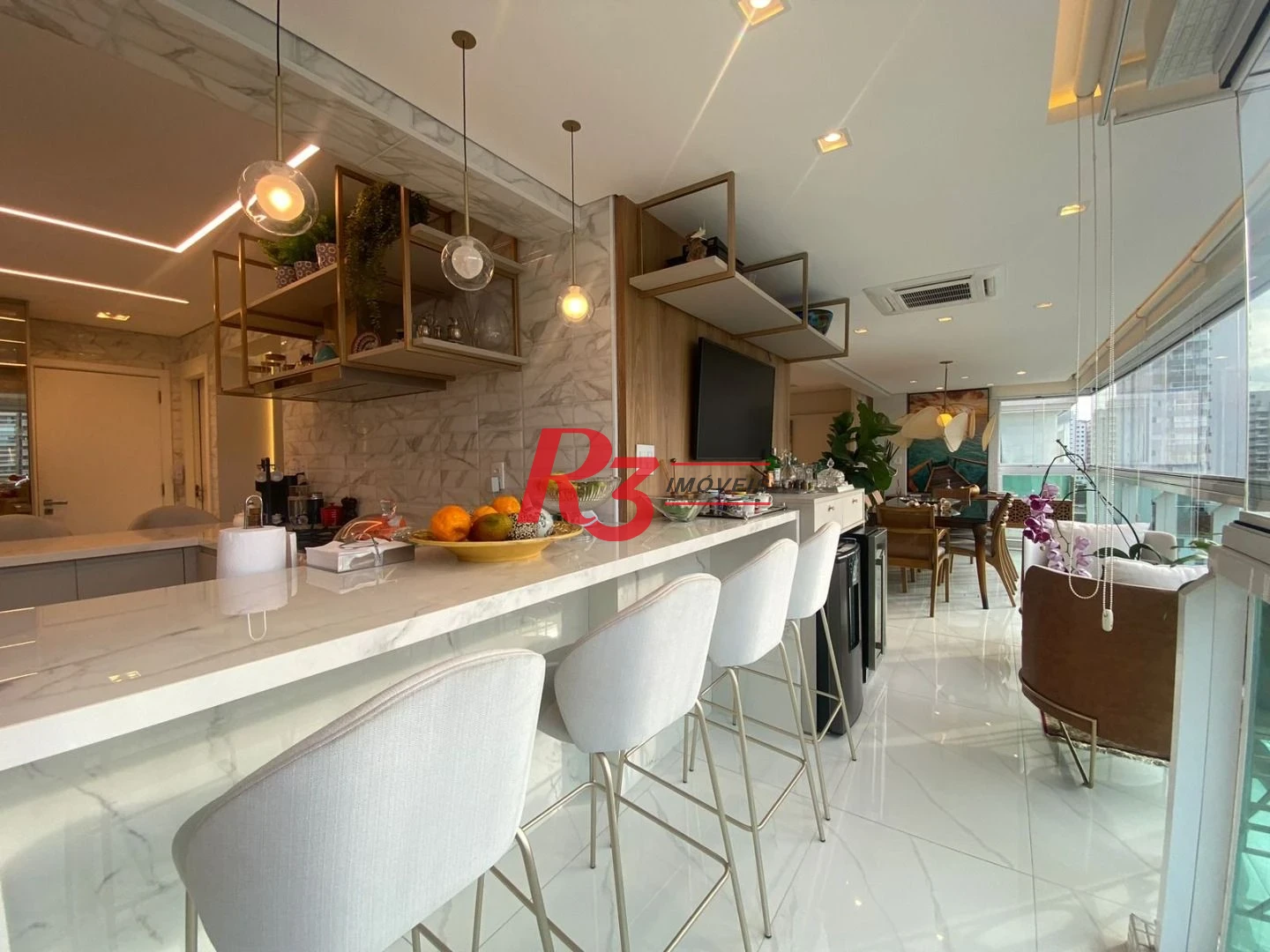 Apartamento com 3 dormitórios à venda, 191 m² por R$ 3.849.990,00 - Embaré - Santos/SP