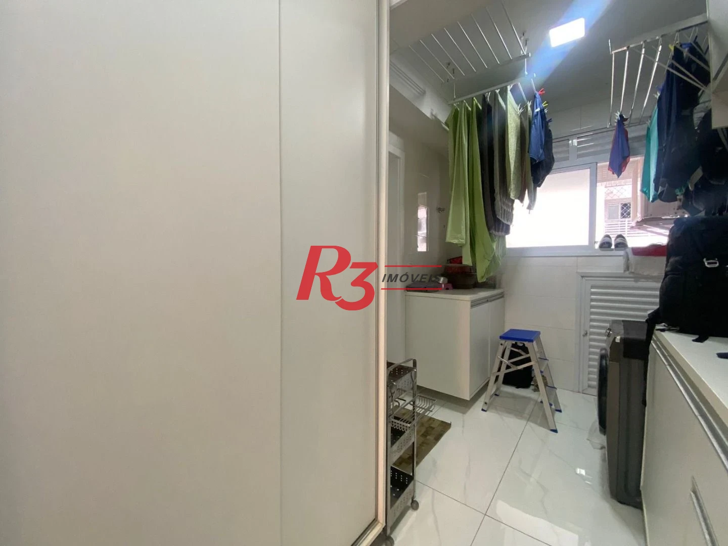 Apartamento com 3 dormitórios à venda, 191 m² por R$ 3.849.990,00 - Embaré - Santos/SP