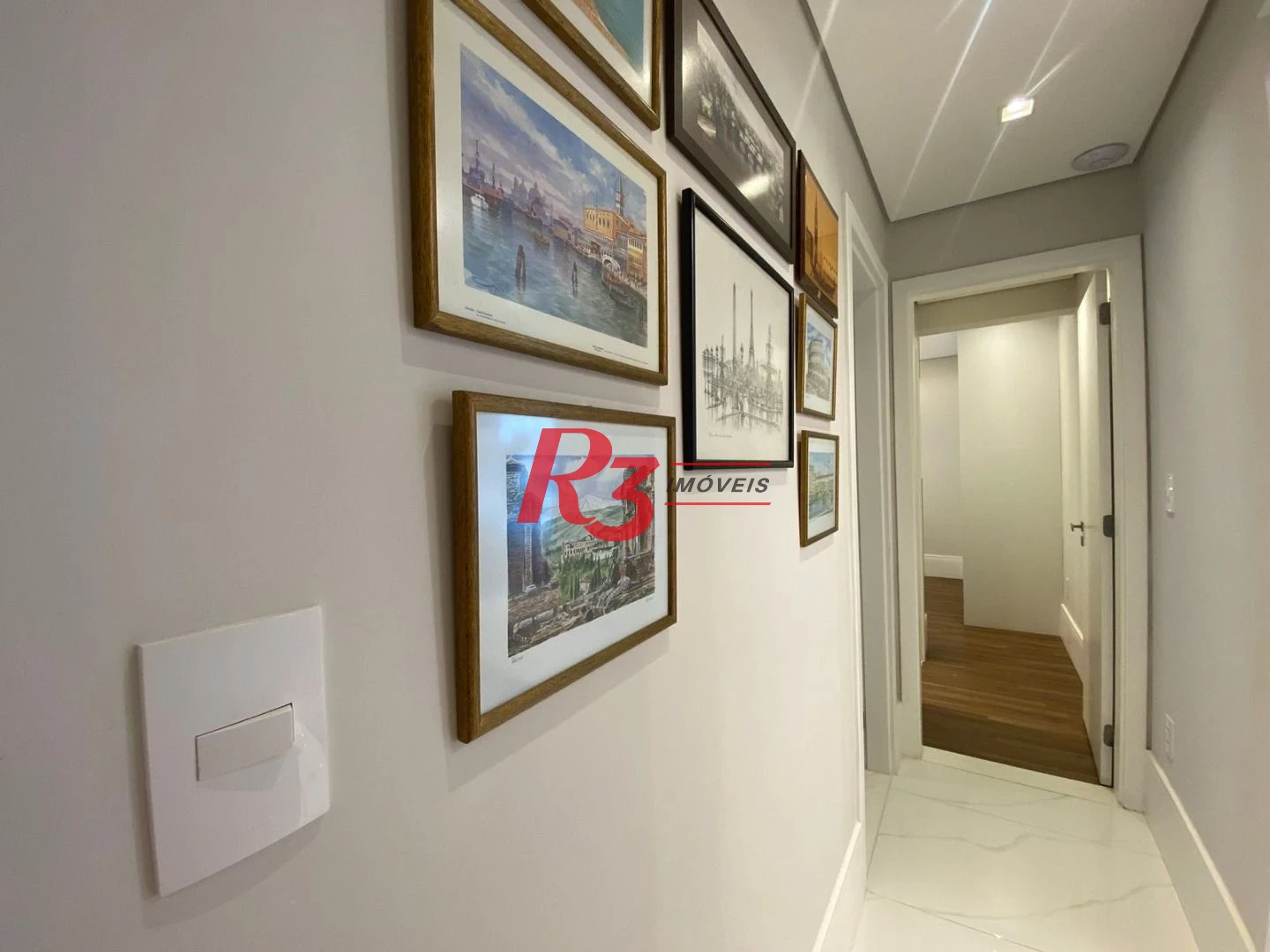 Apartamento com 3 dormitórios à venda, 191 m² por R$ 3.849.990,00 - Embaré - Santos/SP
