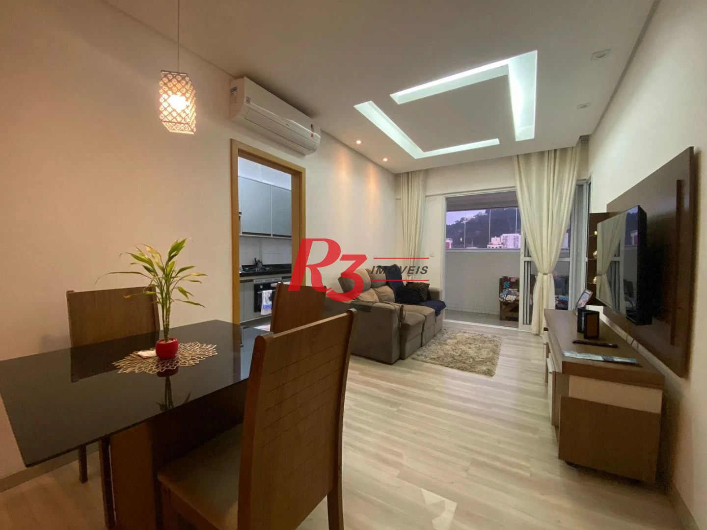 Apartamento com 2 dormitórios à venda, 81 m² por R$ 909.990,00 - Campo Grande - Santos/SP