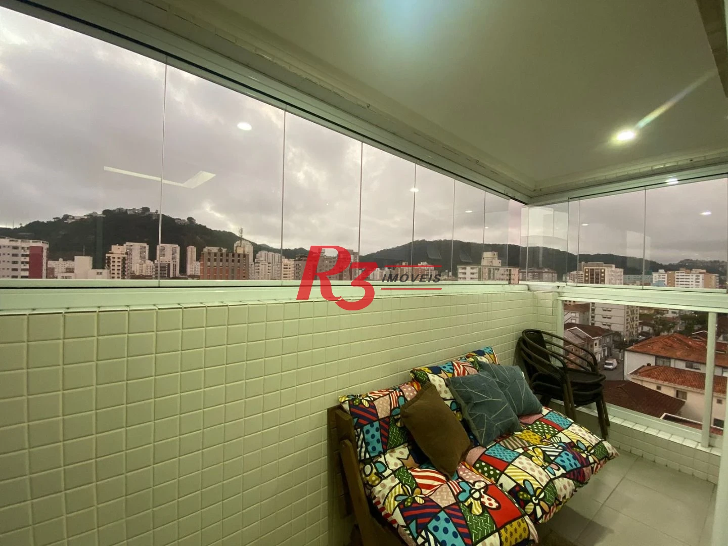 Apartamento com 2 dormitórios à venda, 81 m² por R$ 909.990,00 - Campo Grande - Santos/SP