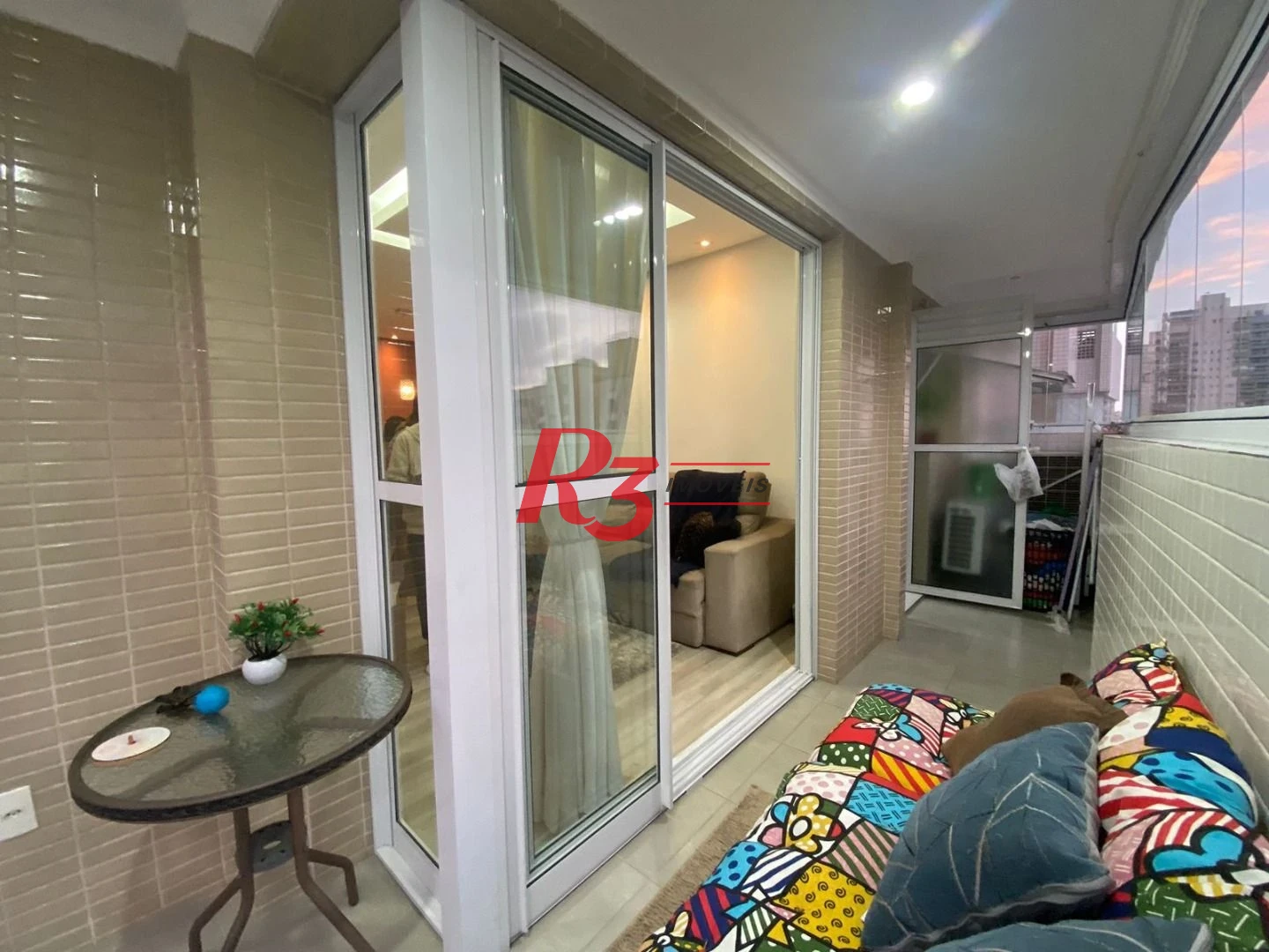 Apartamento com 2 dormitórios à venda, 81 m² por R$ 909.990,00 - Campo Grande - Santos/SP