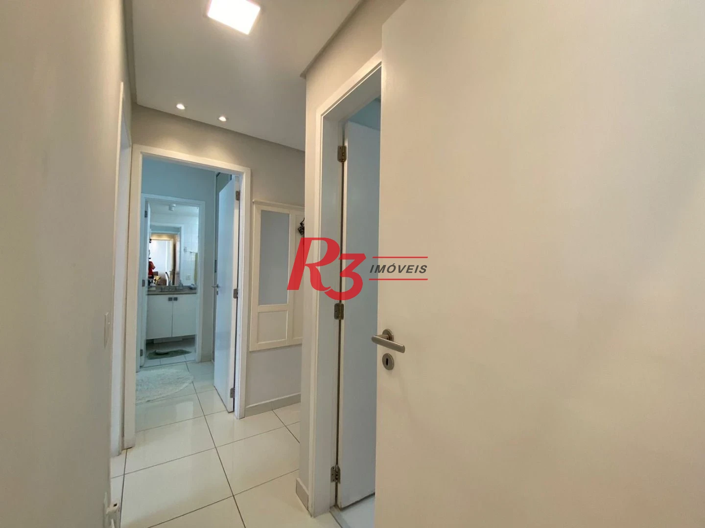 Apartamento com 3 dormitórios à venda, 100 m² por R$ 1.300.000,00 - José Menino - Santos/SP