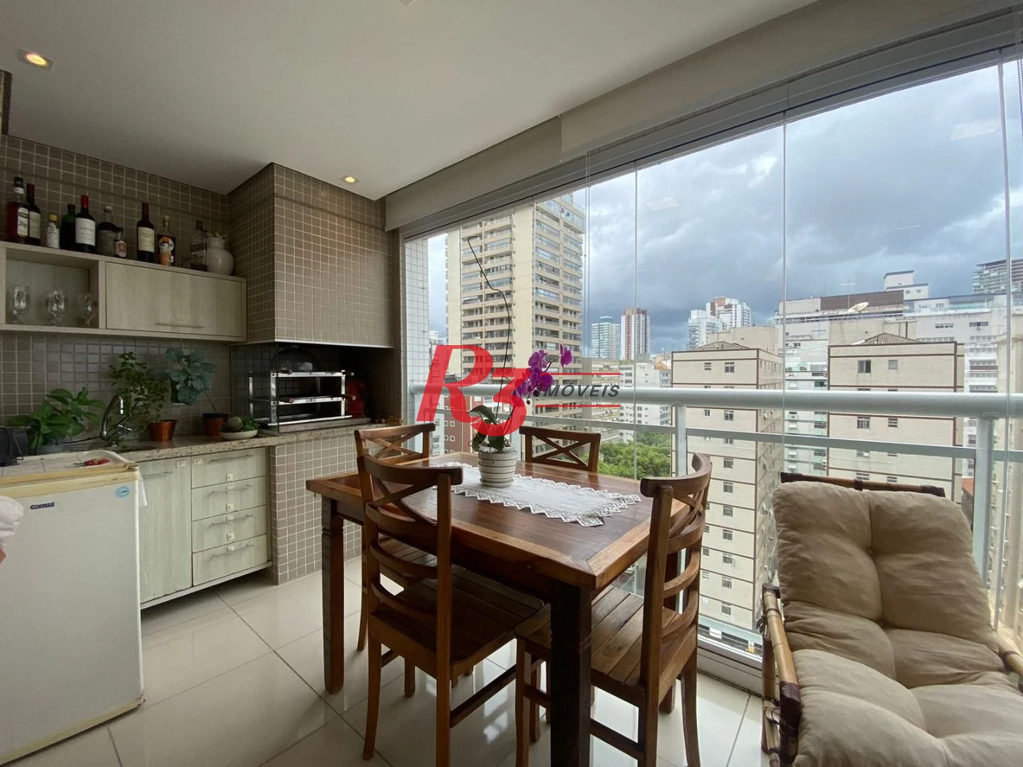 Apartamento com 3 dormitórios à venda, 100 m² por R$ 1.300.000,00 - José Menino - Santos/SP