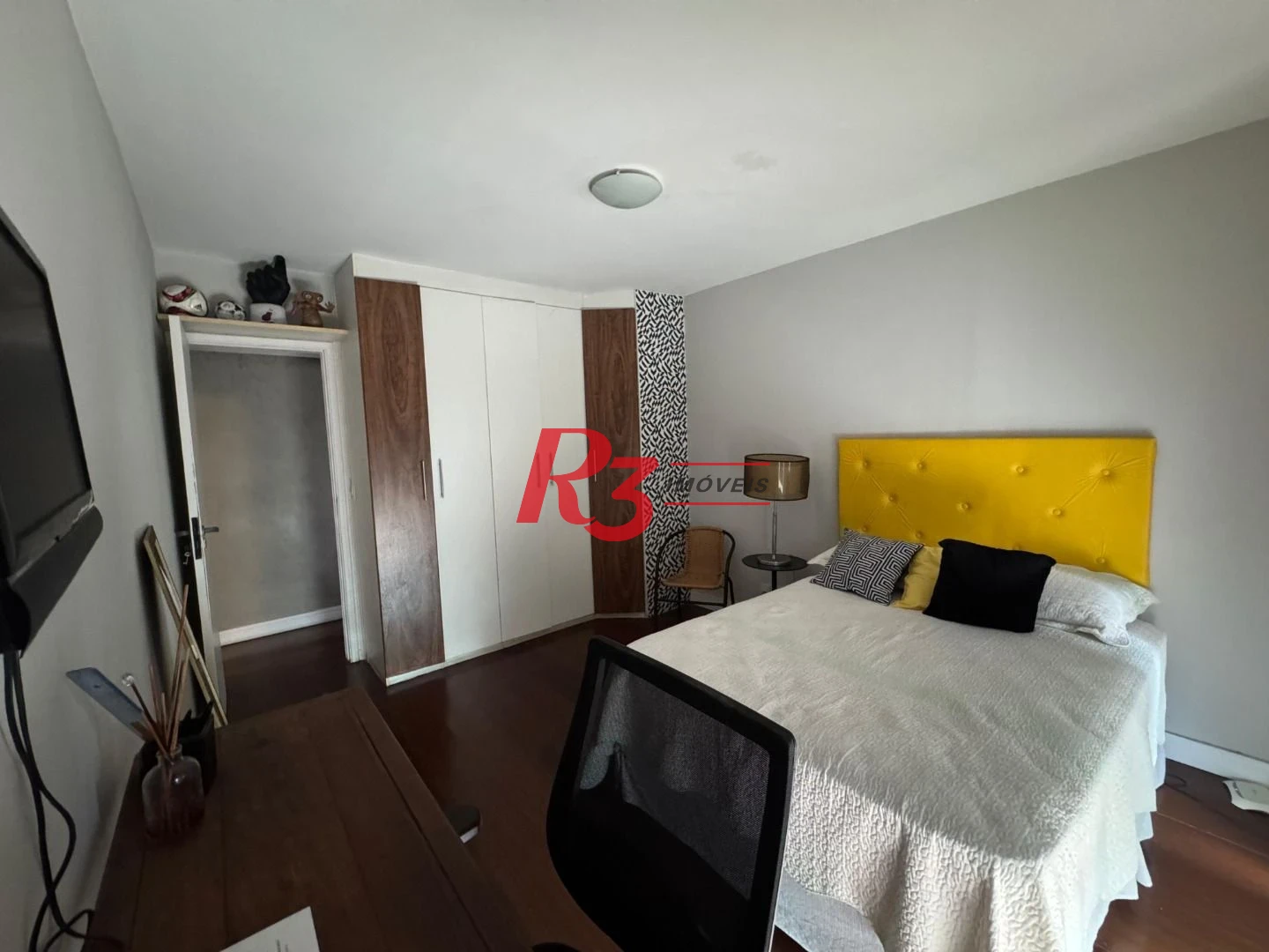Cobertura com 3 dormitórios à venda, 290 m² por R$ 1.200.000,00 - Centro - São Vicente/SP