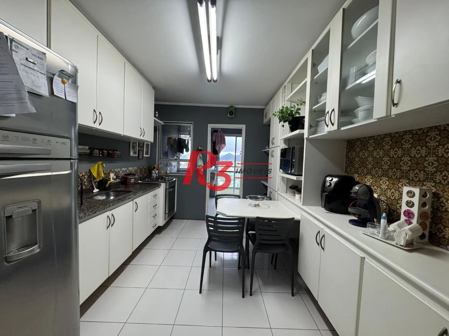 Cobertura com 3 dormitórios à venda, 290 m² por R$ 1.200.000,00 - Centro - São Vicente/SP