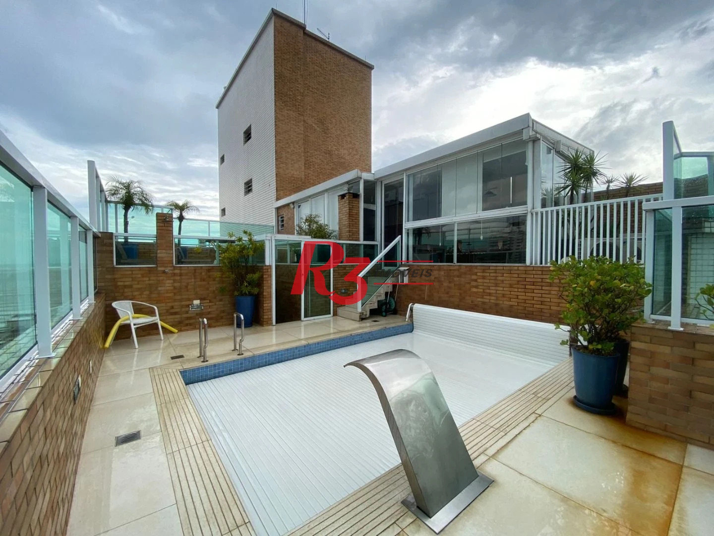 Cobertura com 3 dormitórios à venda, 290 m² por R$ 3.719.000,00 - Gonzaga - Santos/SP