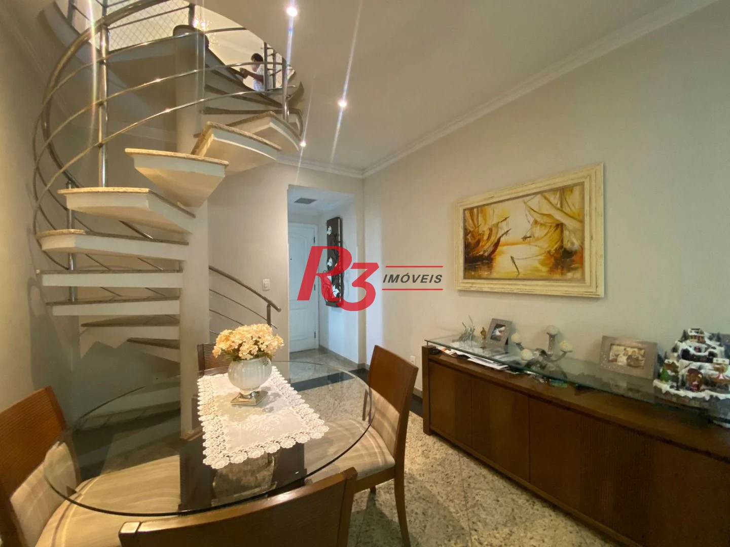 Cobertura com 3 dormitórios à venda, 290 m² por R$ 3.719.000,00 - Gonzaga - Santos/SP
