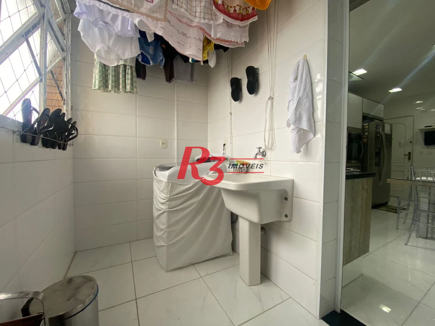 Cobertura com 3 dormitórios à venda, 290 m² por R$ 3.719.000,00 - Gonzaga - Santos/SP