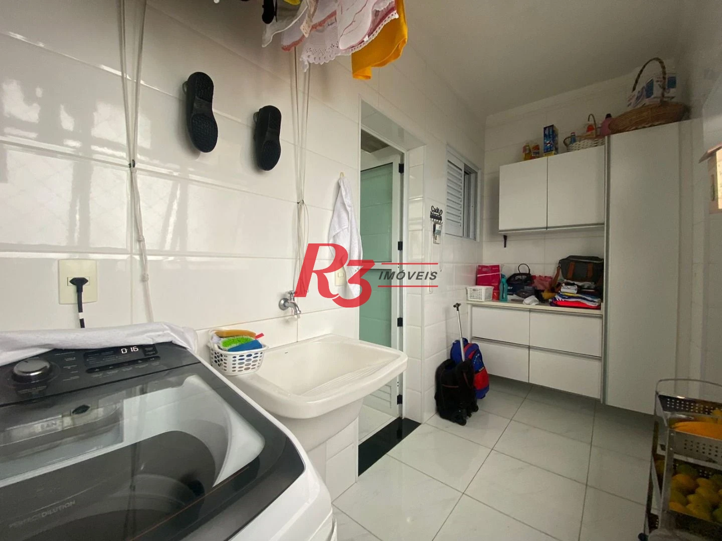 Cobertura com 3 dormitórios à venda, 290 m² por R$ 3.719.000,00 - Gonzaga - Santos/SP