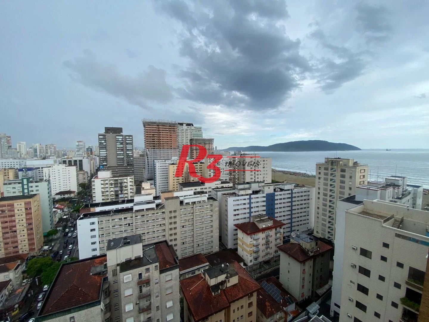 Cobertura com 3 dormitórios à venda, 290 m² por R$ 3.719.000,00 - Gonzaga - Santos/SP