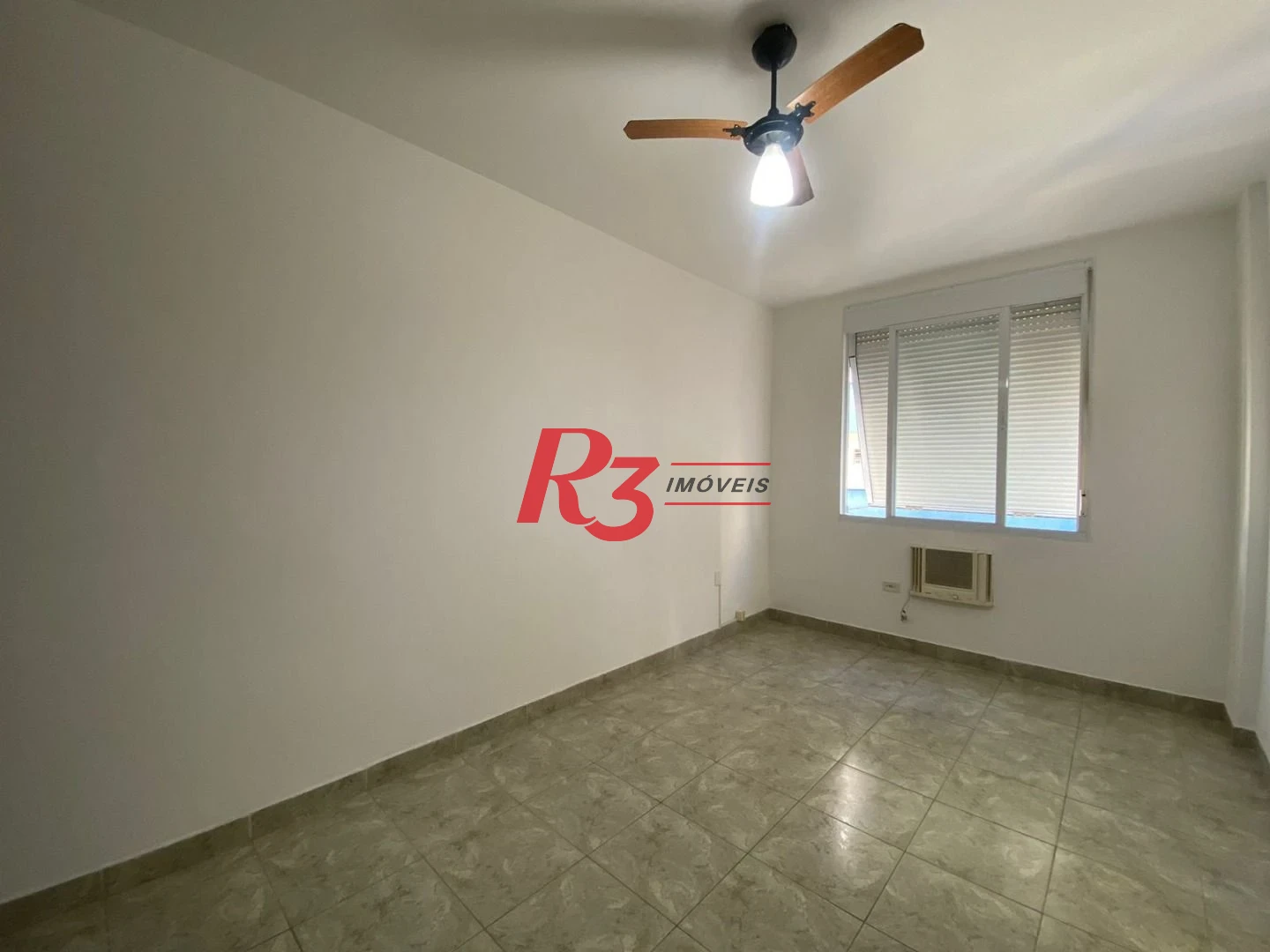 Apartamento com 2 dormitórios à venda, 96 m² por R$ 800.000,00 - Ponta da Praia - Santos/SP