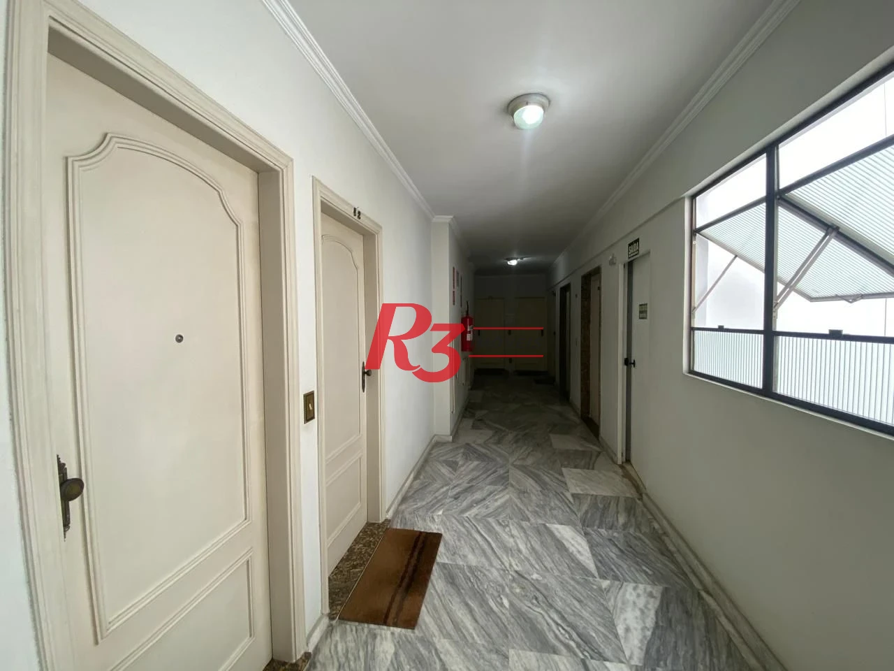 Apartamento com 2 dormitórios à venda, 105 m² por R$ 977.000,00 - Ponta da Praia - Santos/SP